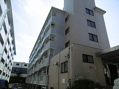 外観：落ち着いた雰囲気の外観です