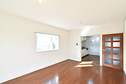 URアーバニア大幸南 4階3LDKのリビング/ダイニング