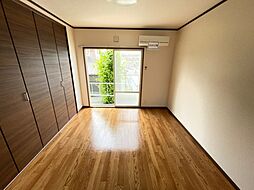 レジデンスみやま E棟 105号室 1階1DKのリビング/ダイニング