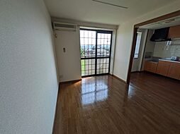 ポム・ド・テール 202号室 2階2LDKのリビング/ダイニング