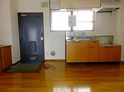 金井ビル 503号室 4階2Kのリビング/ダイニング