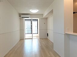 グランドゥール 102号室 1階1LDKのリビング/ダイニング