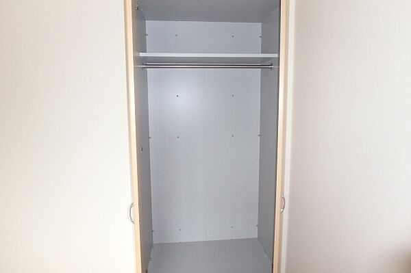 apartment 茨城県那珂市菅谷
地図を見る