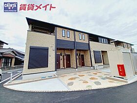 サクラグローリー 103 ｜ 三重県三重郡川越町大字当新田（賃貸アパート1LDK・1階・50.01㎡） その1