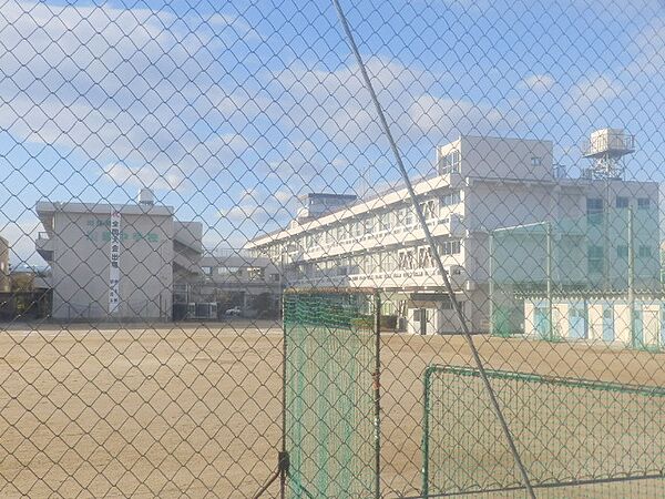 画像16:川越町立川越中学校