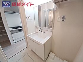 アズール 102 ｜ 三重県四日市市金場町（賃貸アパート1K・1階・30.05㎡） その7