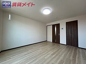 ウィステリア羽津 203 ｜ 三重県四日市市大宮町（賃貸アパート1K・2階・30.94㎡） その3