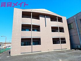 マンションパディ  ｜ 三重県四日市市生桑町（賃貸マンション1DK・3階・30.69㎡） その1