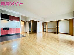 アフロディーテ 3階2LDKのリビング/ダイニング