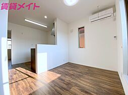 ＡＤＡＮ四日市 2階1LDKのリビング/ダイニング