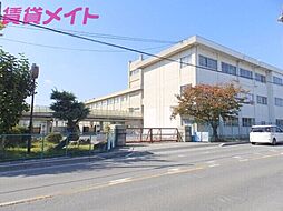 四日市市立山手中学校 1701m