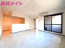 オーロラ 1階1LDKのリビング/ダイニング