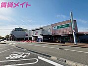 ロピア桑名サンシティ店 2547m