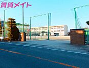 四日市市立大矢知興譲小学校 2045m