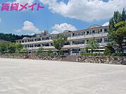 朝日町立朝日中学校 1037m