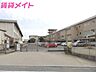 周辺：四日市市立海蔵小学校 599m