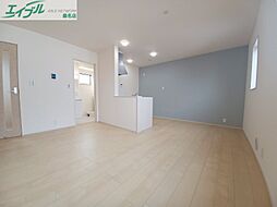 リーブルファイン小貝須 2階1LDKのリビング/ダイニング