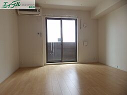 ベラ・ルーチェ 1階ワンルームのリビング/ダイニング