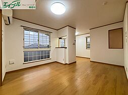 ステイツ上野 2階2LDKのリビング/ダイニング