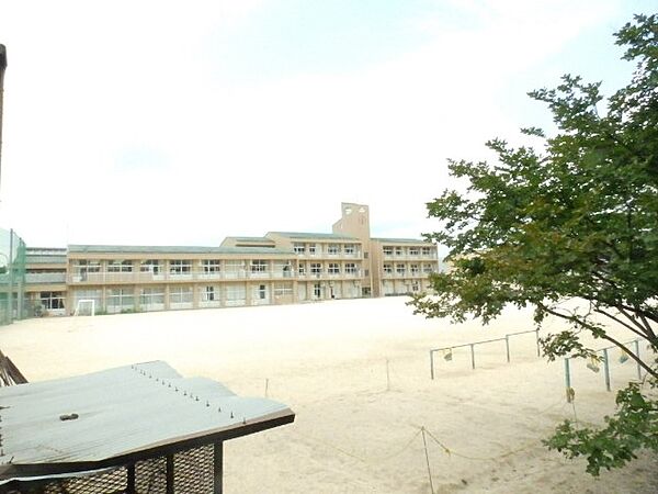 画像16:いなべ市立三里小学校