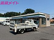 ファミリーマートいなべ大安いしぐれ店 1953m