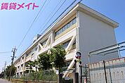 桑名市立益世小学校 262m