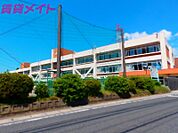 桑名市立七和小学校 793m