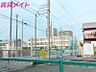 周辺：桑名市立修徳小学校 761m