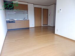 ノーブル・ハイムII 2階2LDKのリビング/ダイニング