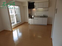 フィオーレIII 2階2LDKのリビング/ダイニング