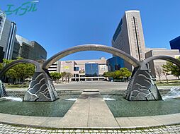 トナリエ四日市 543m