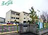 周辺：四日市市立常磐西小学校 669m