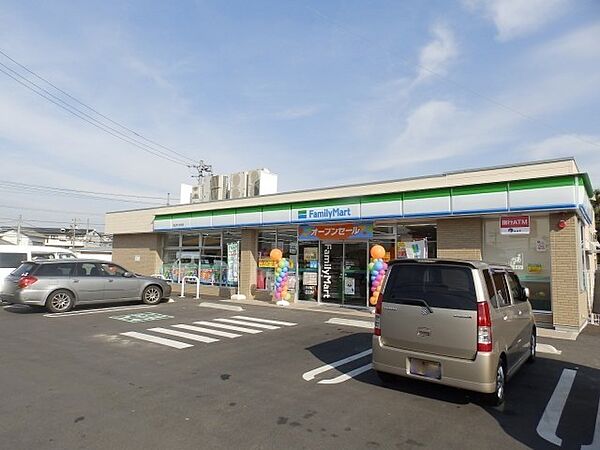 画像21:ファミリーマート　四日市小杉町店