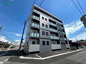 リベル元町  ｜ 三重県四日市市元町（賃貸マンション1R・3階・37.19㎡） その1