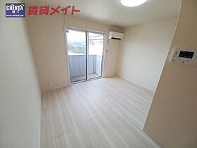 ラルーチェ 110 ｜ 三重県三重郡菰野町大字潤田（賃貸アパート2K・1階・33.67㎡） その3