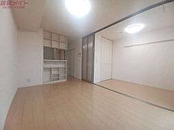 クレスト菰野 1階1LDKのリビング/ダイニング