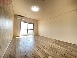 グレイティアいなべ 1階1Kのリビング/ダイニング