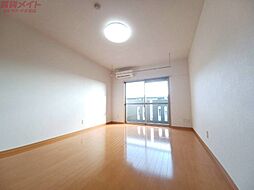 ラフィネ大安Ａ棟 3階1Kのリビング/ダイニング