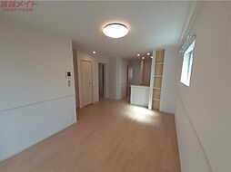 シオン　IV 1階1LDKのリビング/ダイニング