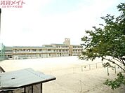 いなべ市立三里小学校 1677m