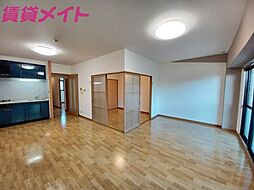 ガーデンヒルＦ・Ｍ・Ｔ 3階2LDKのリビング/ダイニング