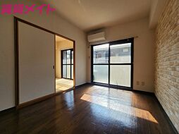 グランシャリオ　N 2階3DKのリビング/ダイニング