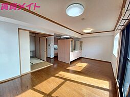 レインボー石塚 6階2SLDKのリビング/ダイニング