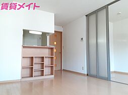 アンベリール 2階1LDKのリビング/ダイニング