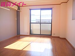 フォレスト・ヴィラ II 2階1Kのリビング/ダイニング