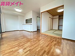 近鉄名古屋線 伊勢若松駅 徒歩3分の賃貸マンション 3階3LDKのリビング/ダイニング