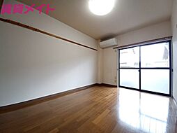 近鉄鈴鹿線 平田町駅 徒歩23分の賃貸アパート 1階2DKのリビング/ダイニング