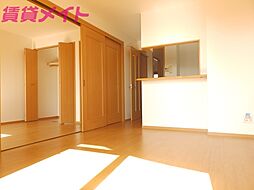 伊勢鉄道 玉垣駅 徒歩15分の賃貸マンション 1階2LDKのリビング/ダイニング