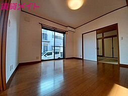 近鉄名古屋線 箕田駅 徒歩7分の賃貸アパート 1階3DKのリビング/ダイニング