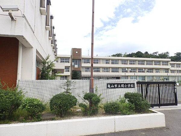 画像17:亀山市立関小学校
